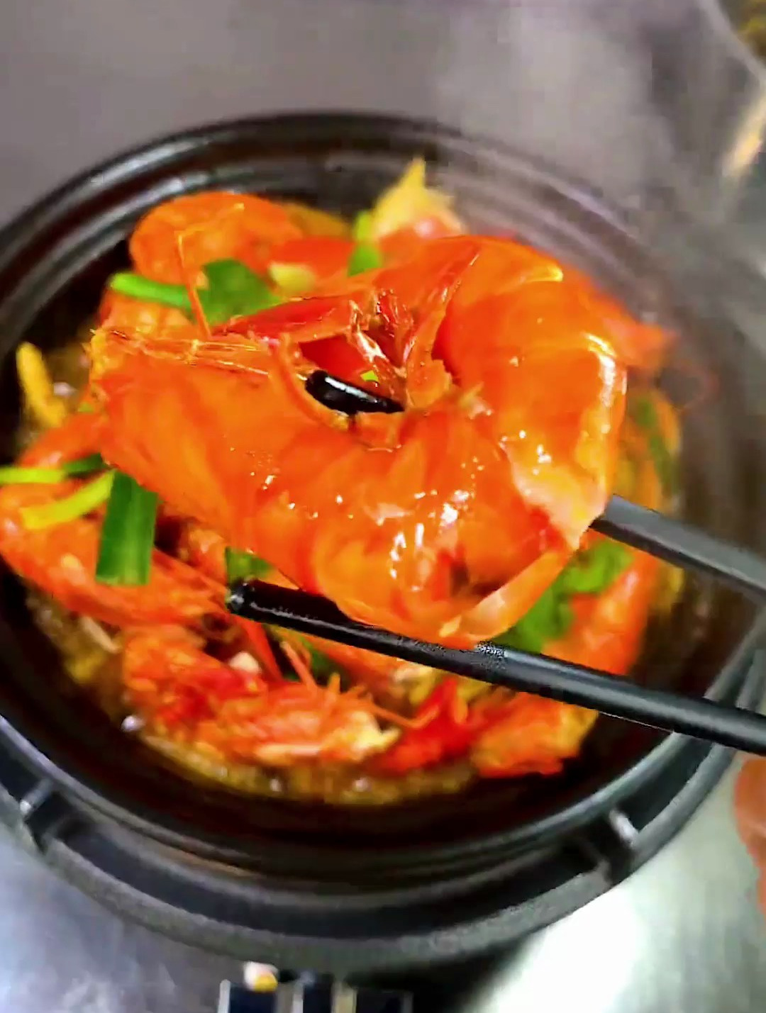 花蟹草虾鸡煲,鸡肉融入海鲜的味道,那味道真是绝了