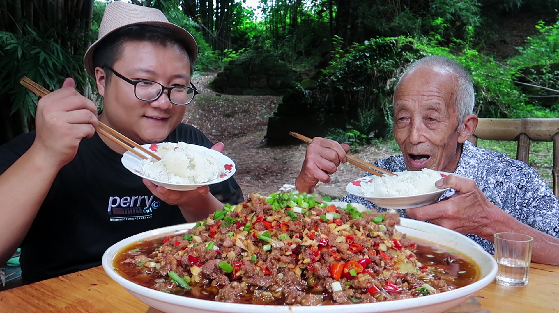 分分钟教你“千刀鸭”教程,不加一滴水,香辣爽口,配饭才爽