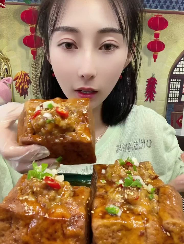 豆腐还可以包肉吃