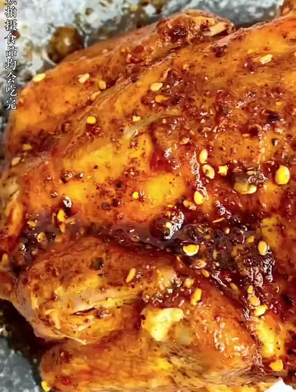 五香鸡 肉质紧实饱满 汤汁入味 入股酥脆 连骨头都可以嚼着
