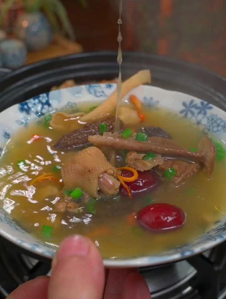 教你做滋补鸽子汤