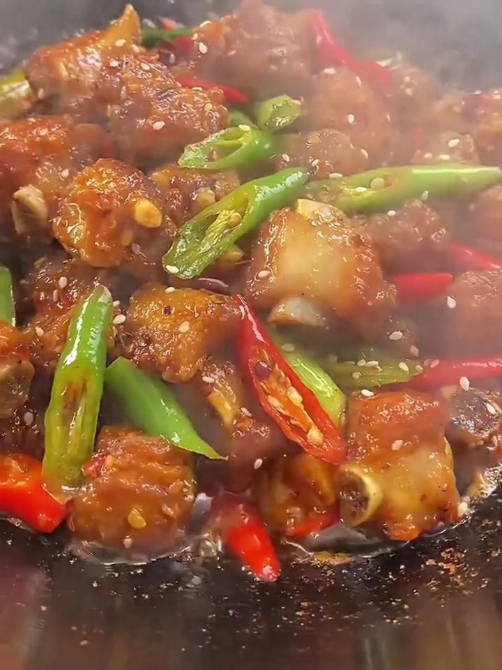 家庭干锅简单做法——干锅排骨