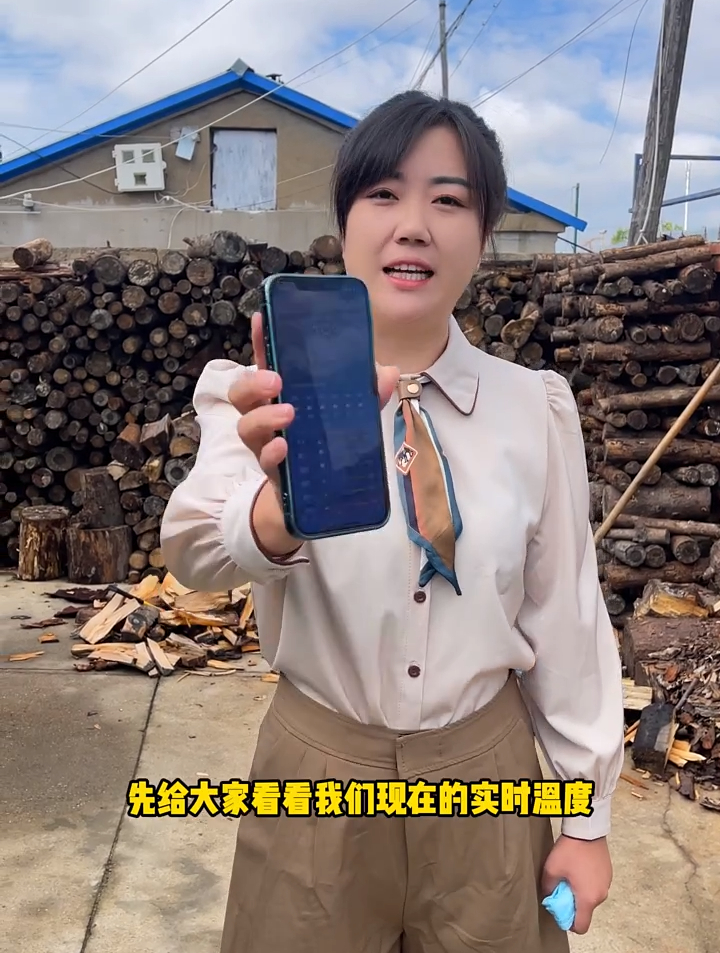 黄桃罐头,对于每一个东北人来说都有着特殊的意