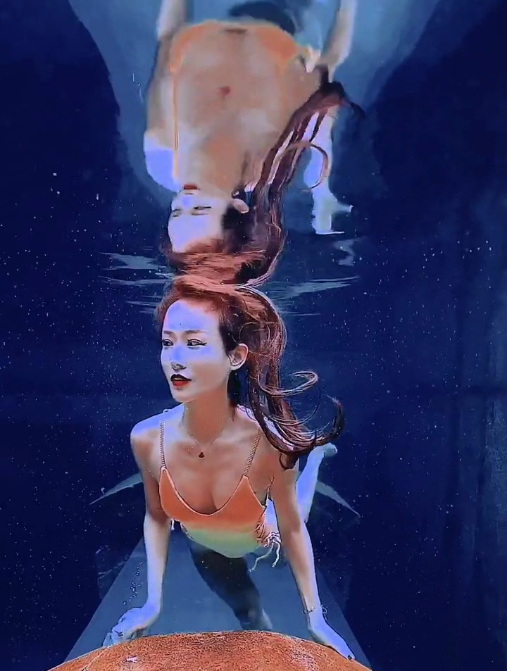 性感泳装美女,这样的美人鱼,你们喜欢嘛