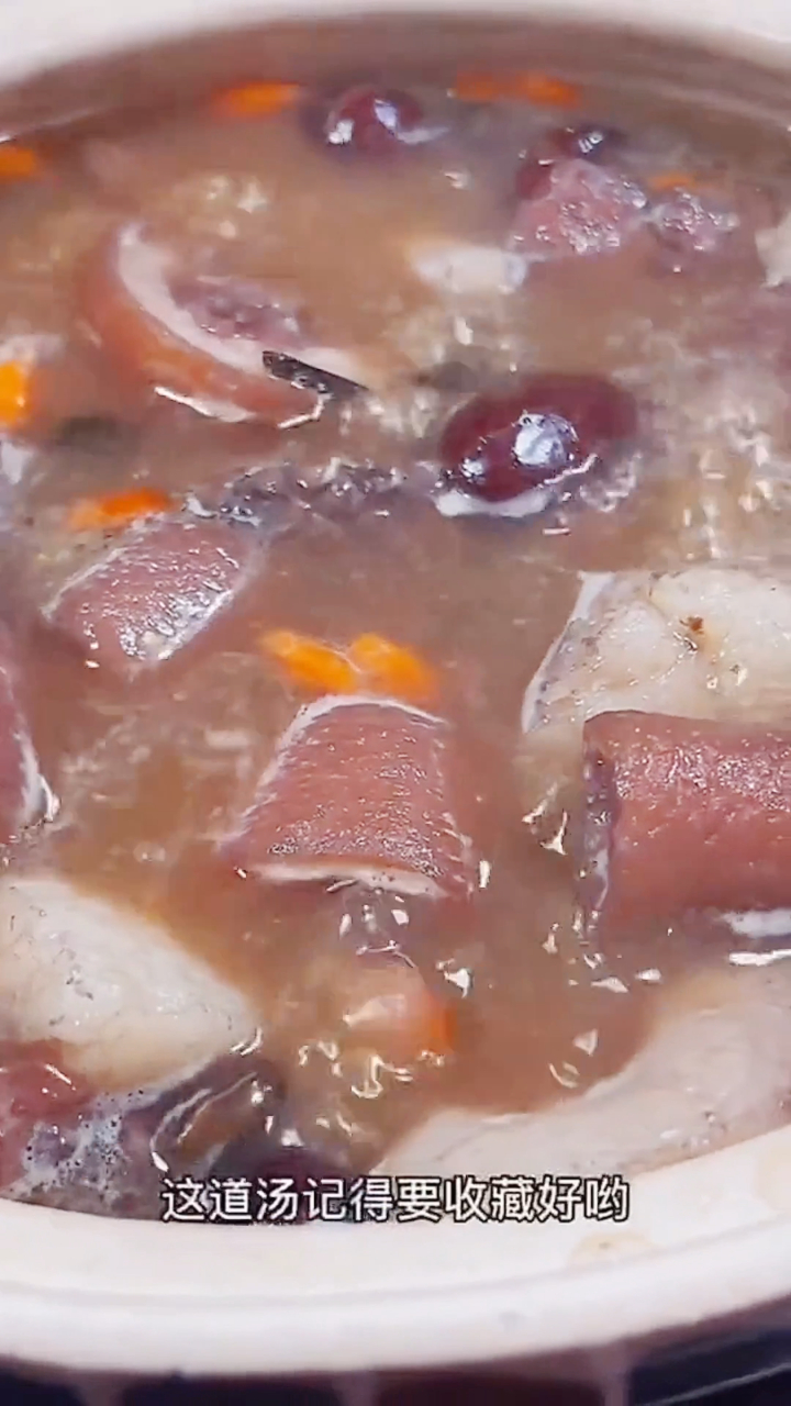 熬夜过多,经常腰酸背痛的家人,赶紧试试这碗杜仲猪腰猪尾汤