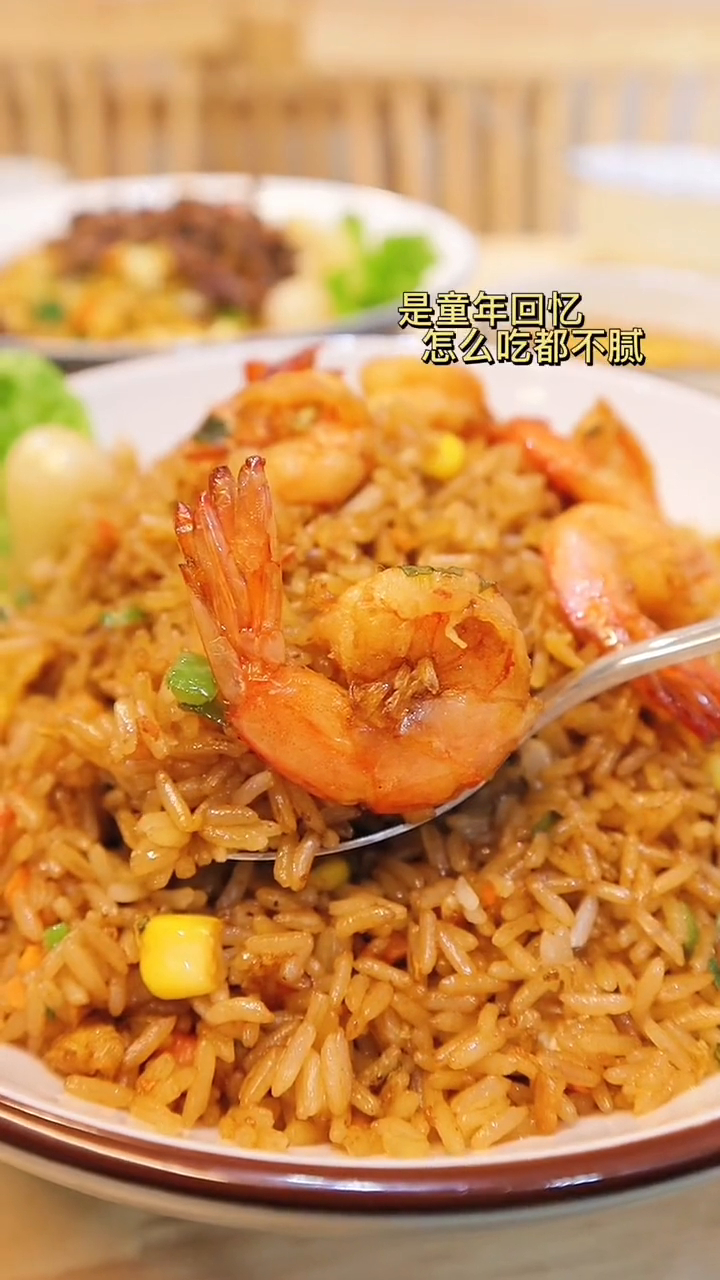 发现一家温暖又平价的私厨小店!逃离喧嚣一起来吃海鲜炒泡面呀～