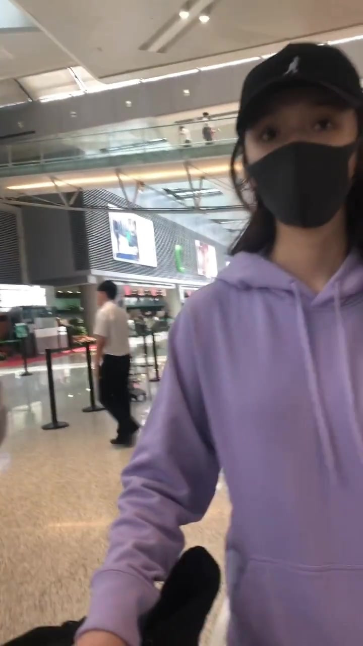 2971. 周星驰《美人鱼2》女主林允 期待吗?林允
