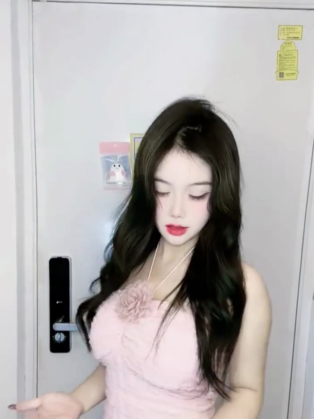 有人讨厌你,就有人喜欢你,但他们都不能定义你