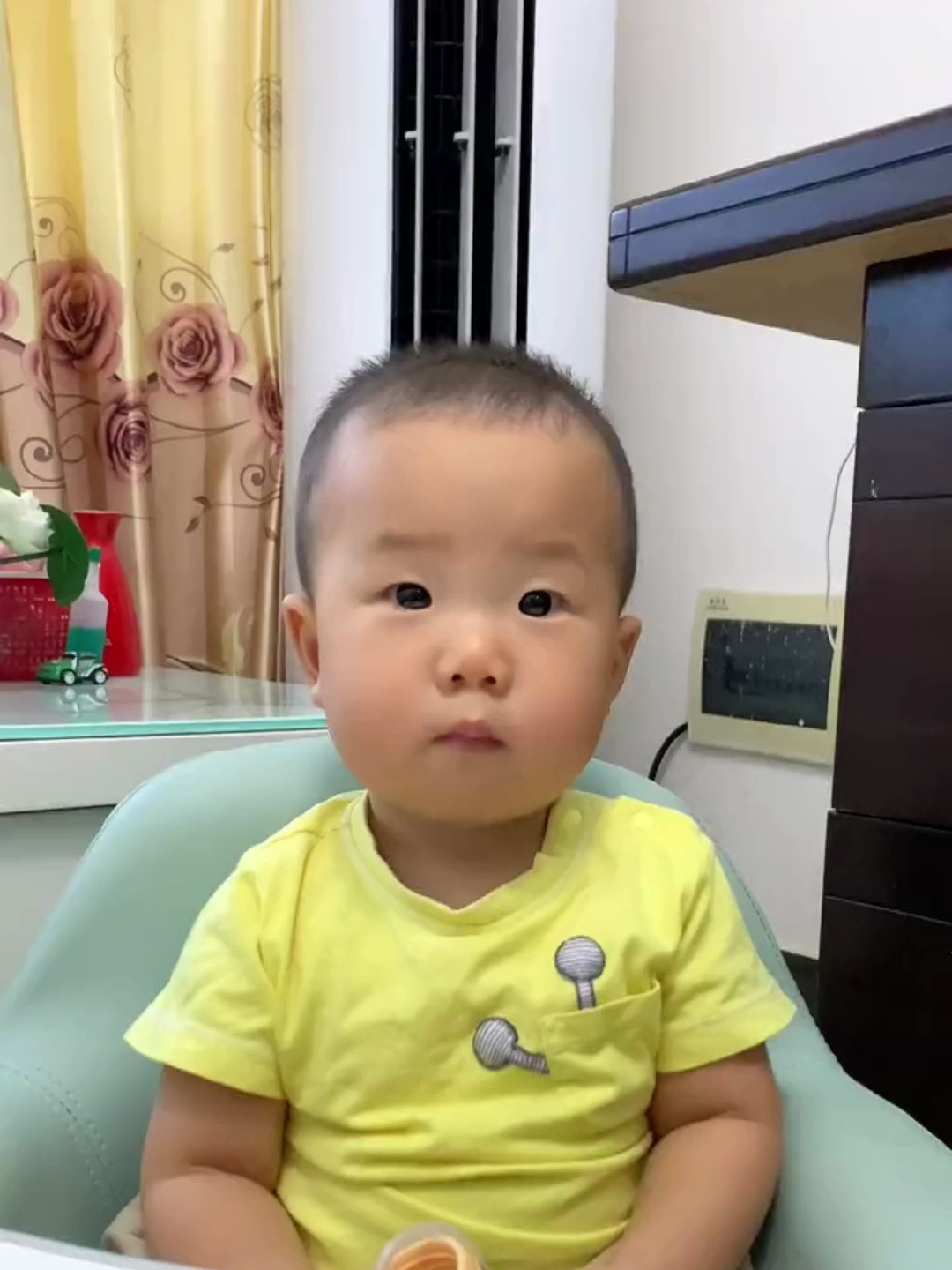 大人小孩都能喝的枇杷秋梨膏,一杯奶茶钱一大瓶