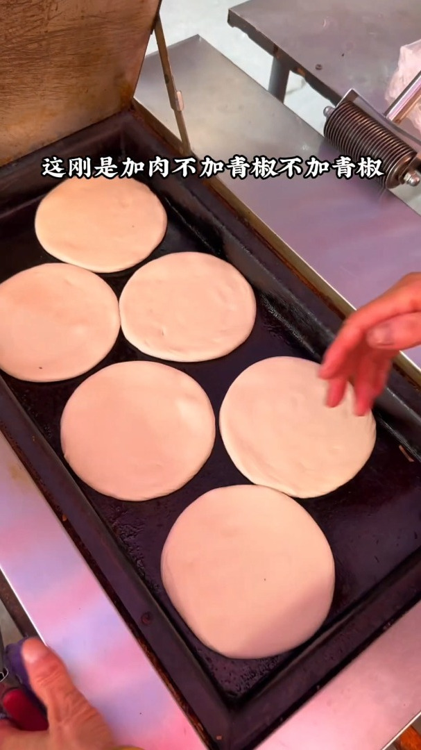 还是西安潼关的肉夹馍好吃!