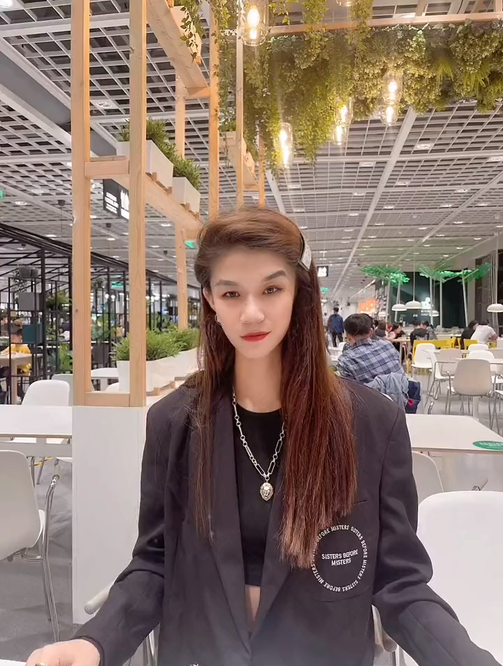 宜家打卡肉丸子,男神的最爱,我爱它们的面包～