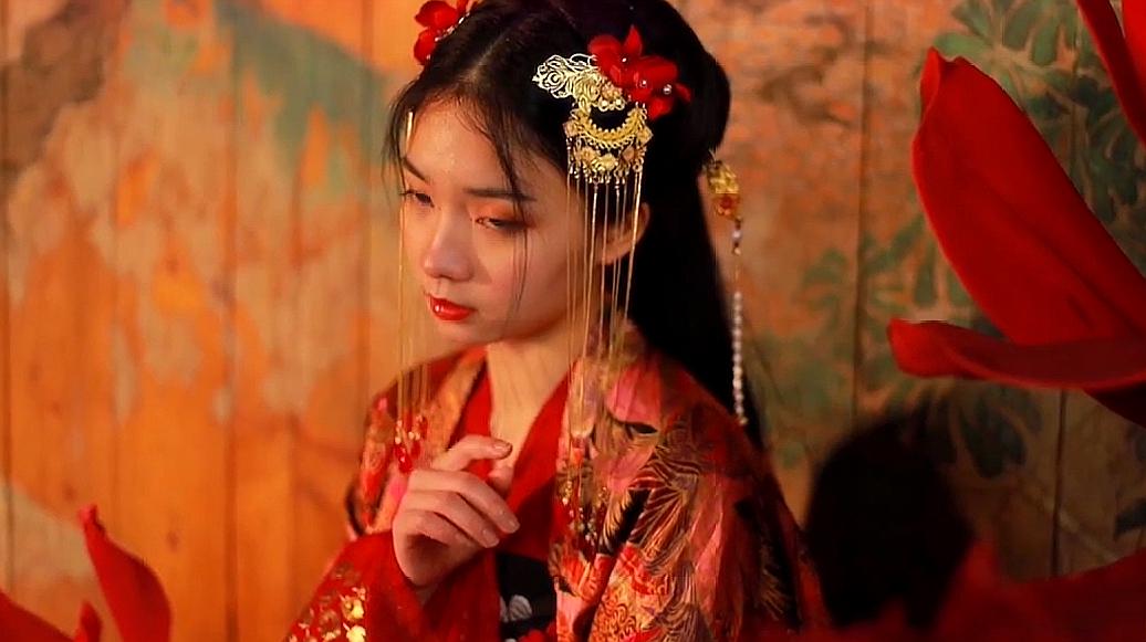 [图]一听就想哭的3首古风神曲,很多人都被虐哭过,实在太好听了