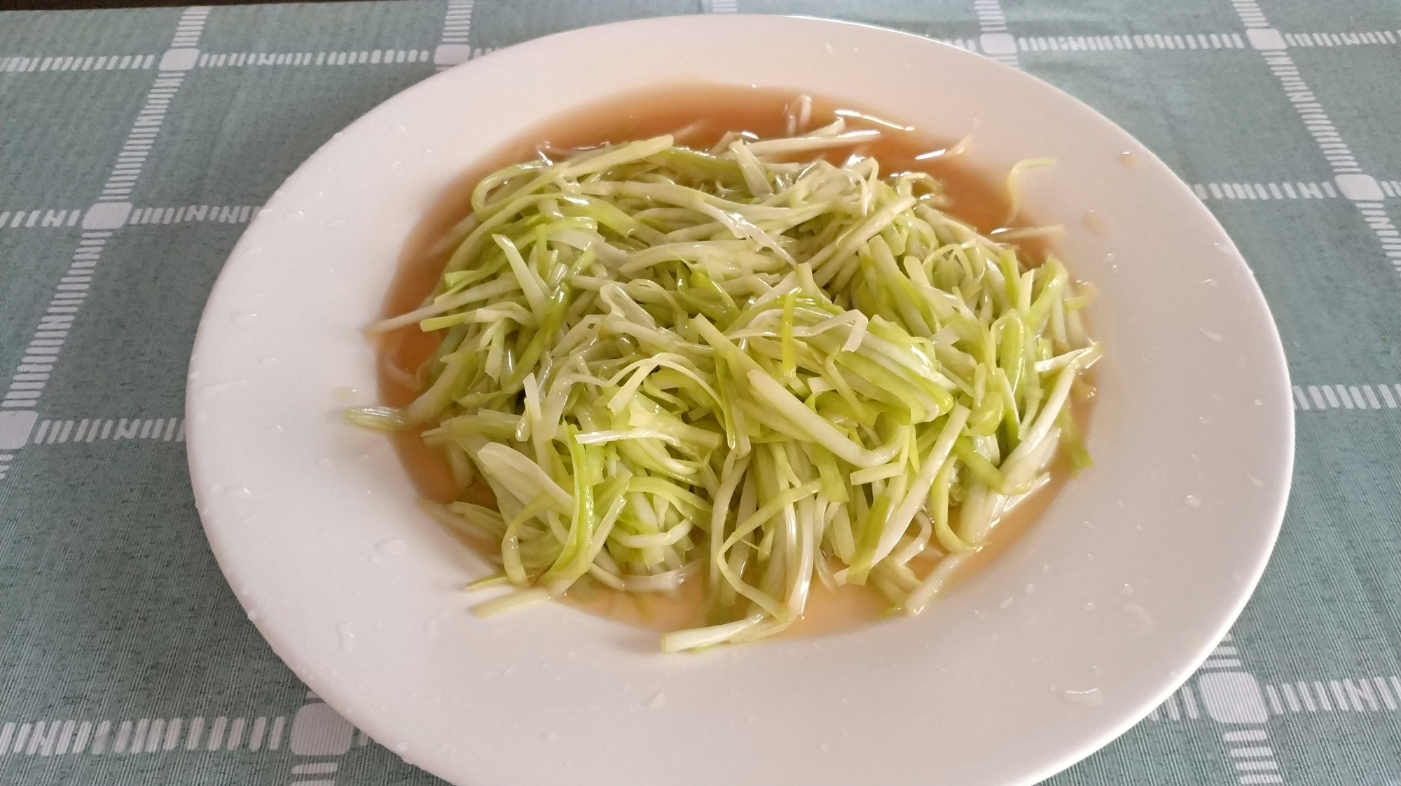 广东人都喜欢吃的炒韭黄,嫩滑可口,好吃又下饭