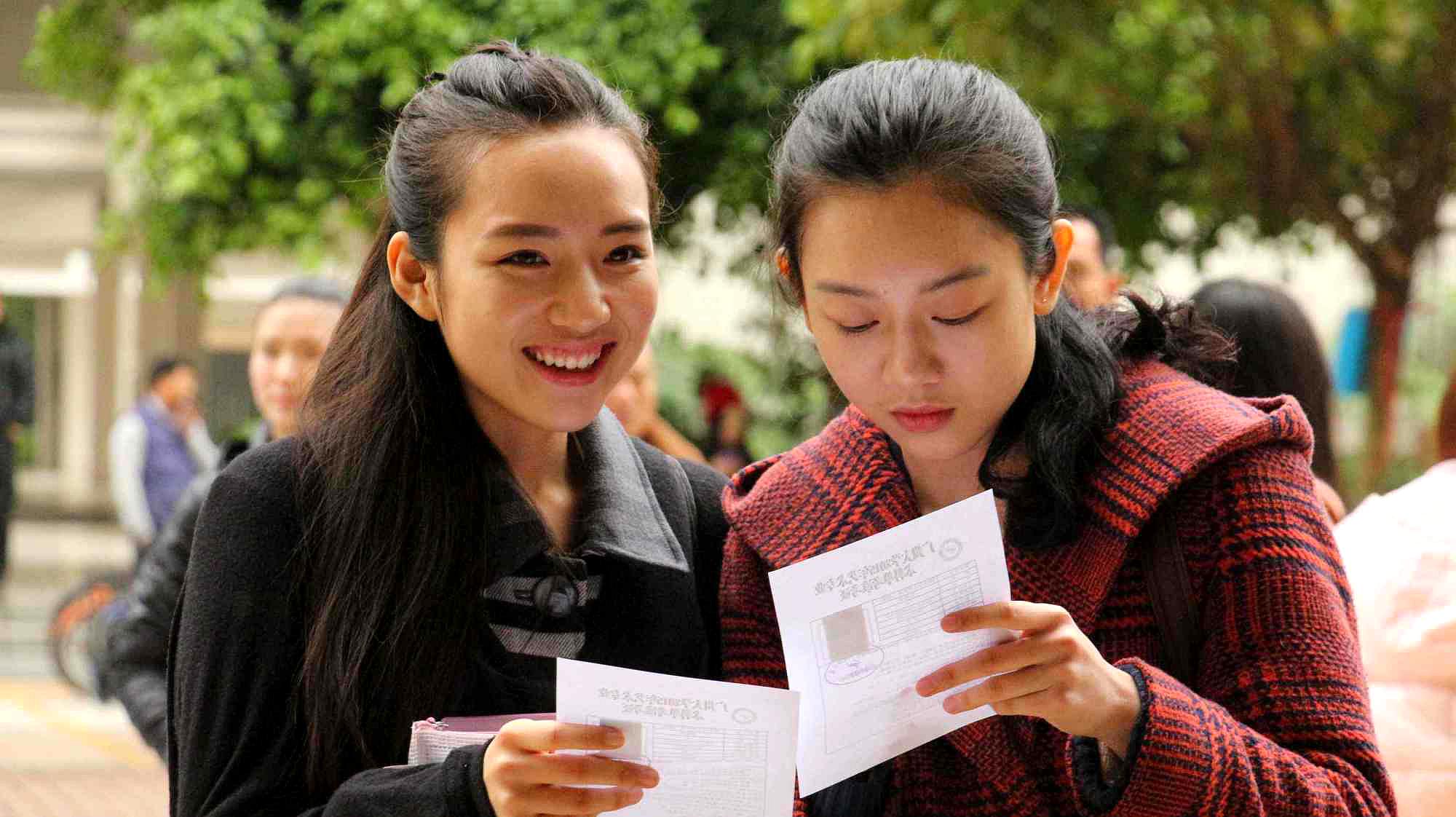 [图]大学生要有正确的消费观念,过度消费会毁了你的大学生活