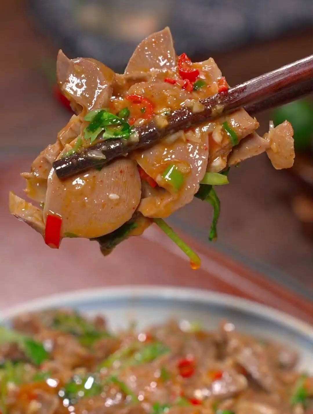 万万没想到一个普通的鸡胗居然能做成一个摘牌菜,并且桌桌必点