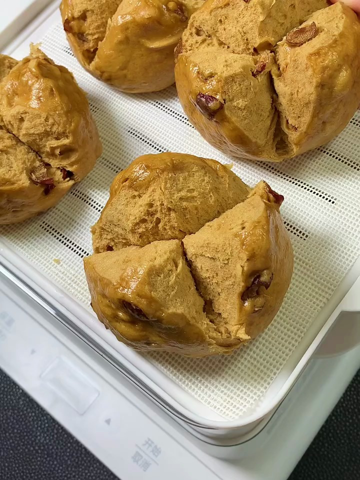红糖大枣开花馒头这样做松软香甜好吃