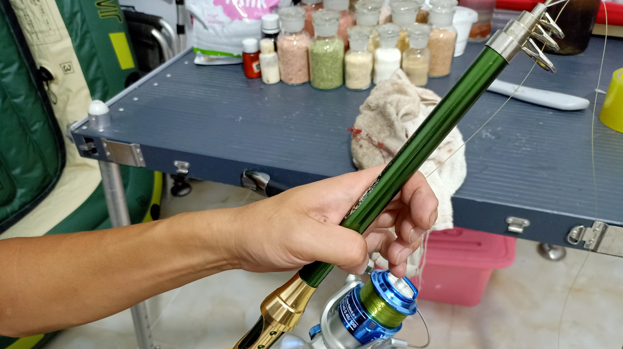 海竿抛竿纺车轮上线方法,简单快速给鱼轮上线