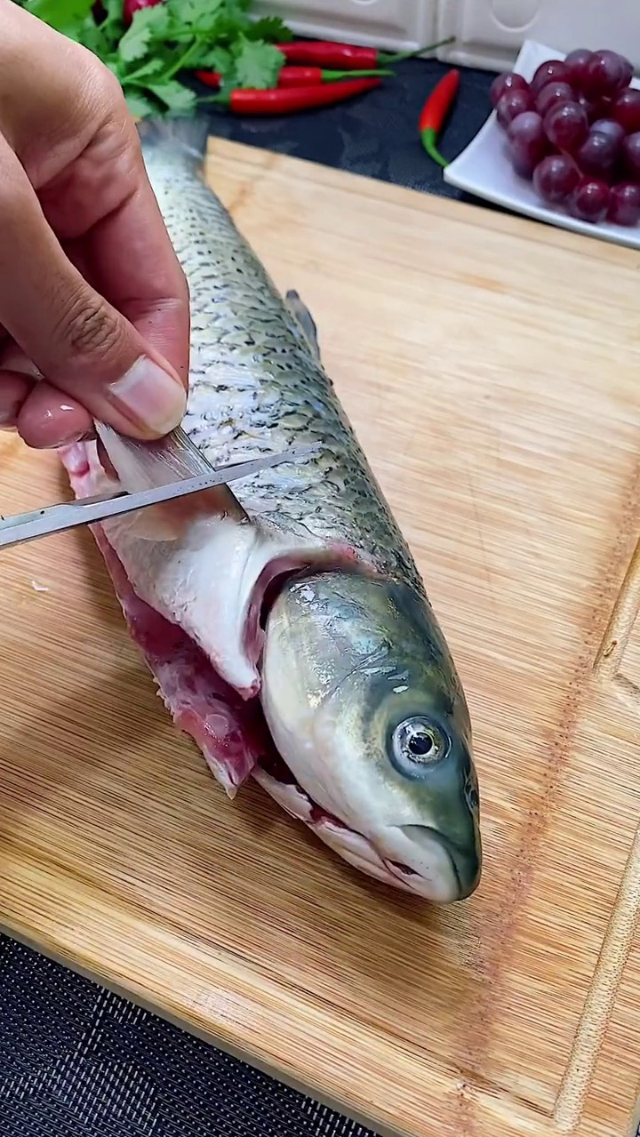 黄焖草鱼这样炖,简单好吃!