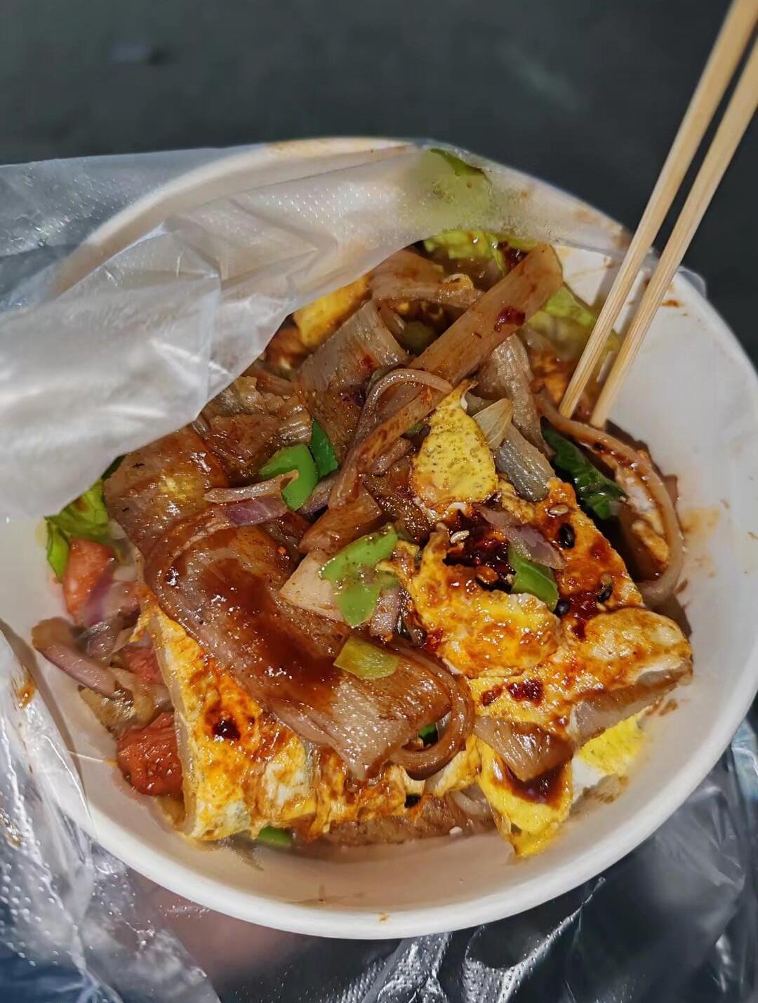 下班回家的消夜时光,自制路边摊小吃