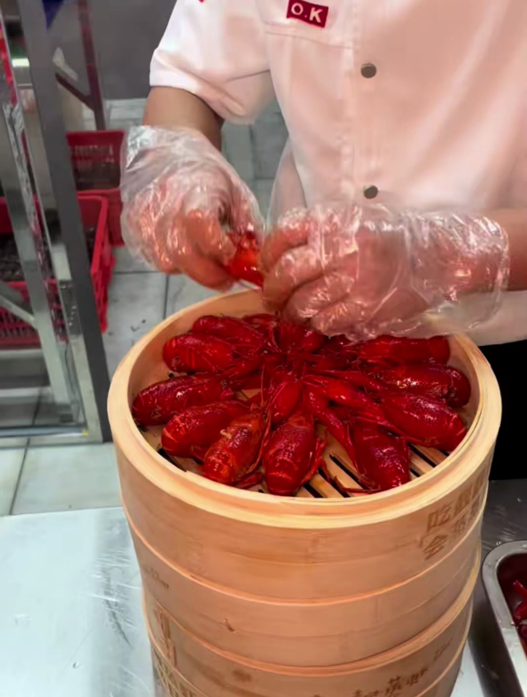 靓靓蒸虾江汉路开新店了