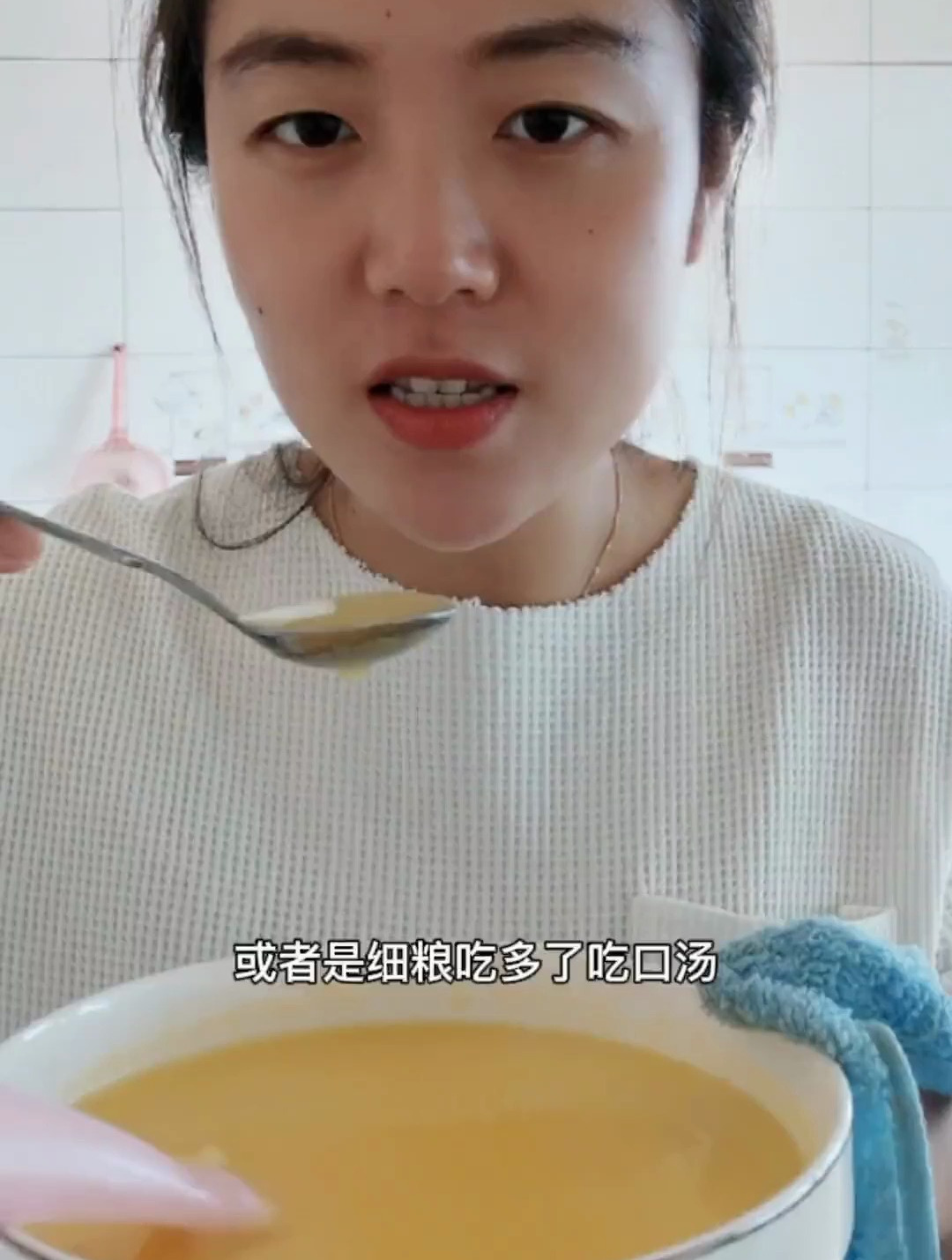 这个玉米面粥简直是解腻的神器,吃完肠子都好舒服