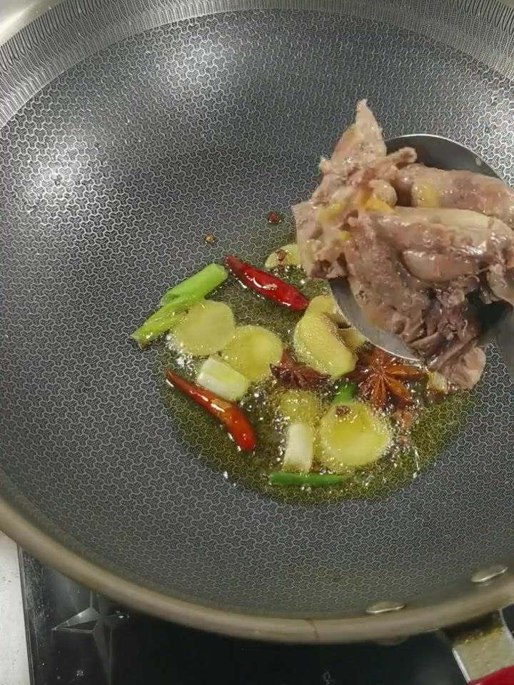 小鸡炖土豆做法 美食
