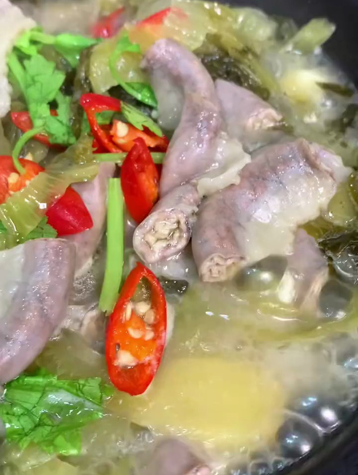 潮汕家庭晚餐丨酸菜粉肠煲也太下饭了~