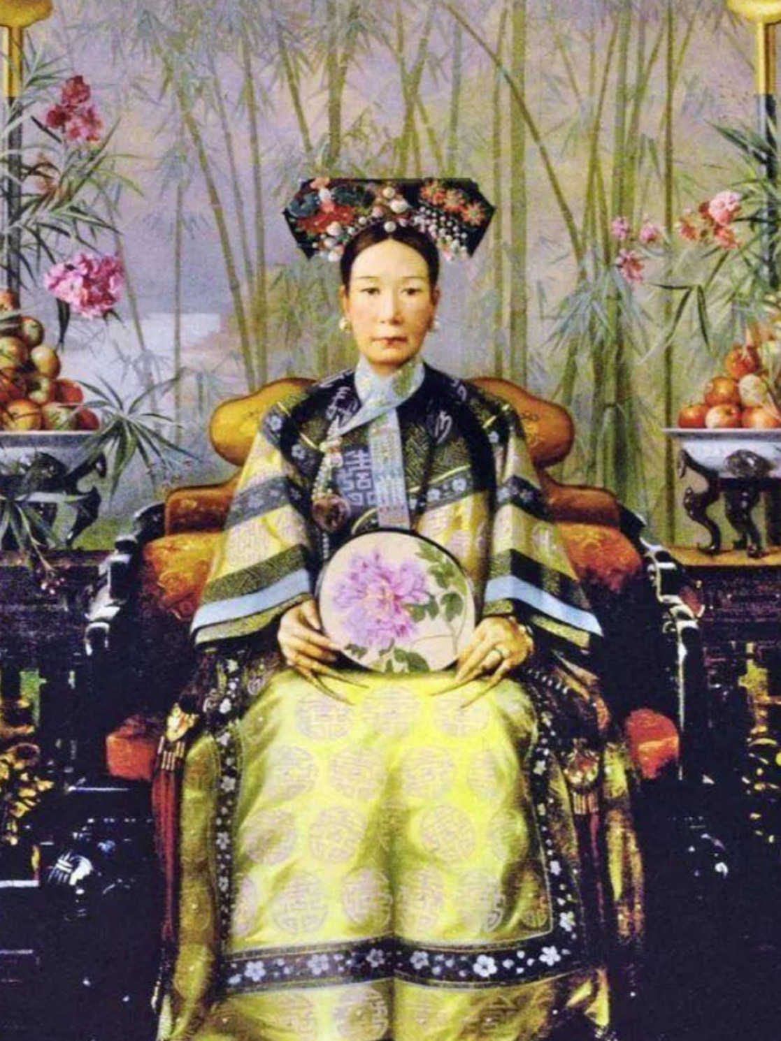 慈禧也爱美颜,叫人把七十岁的自己画成二十岁少女,她到底长啥样