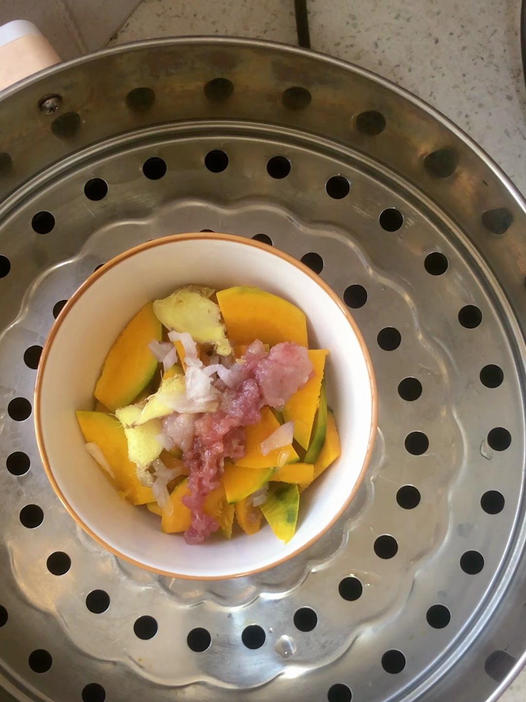 晚饭怎么做简单又好吃,分享一道肉末蒸南瓜