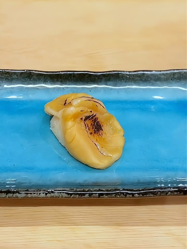 吃货的新发现:扇贝黄油手握寿司的世界