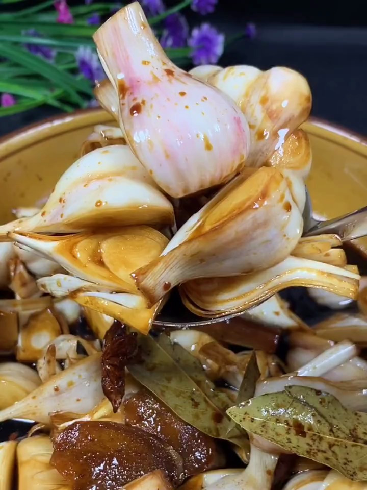 喝粥,下饭咸菜