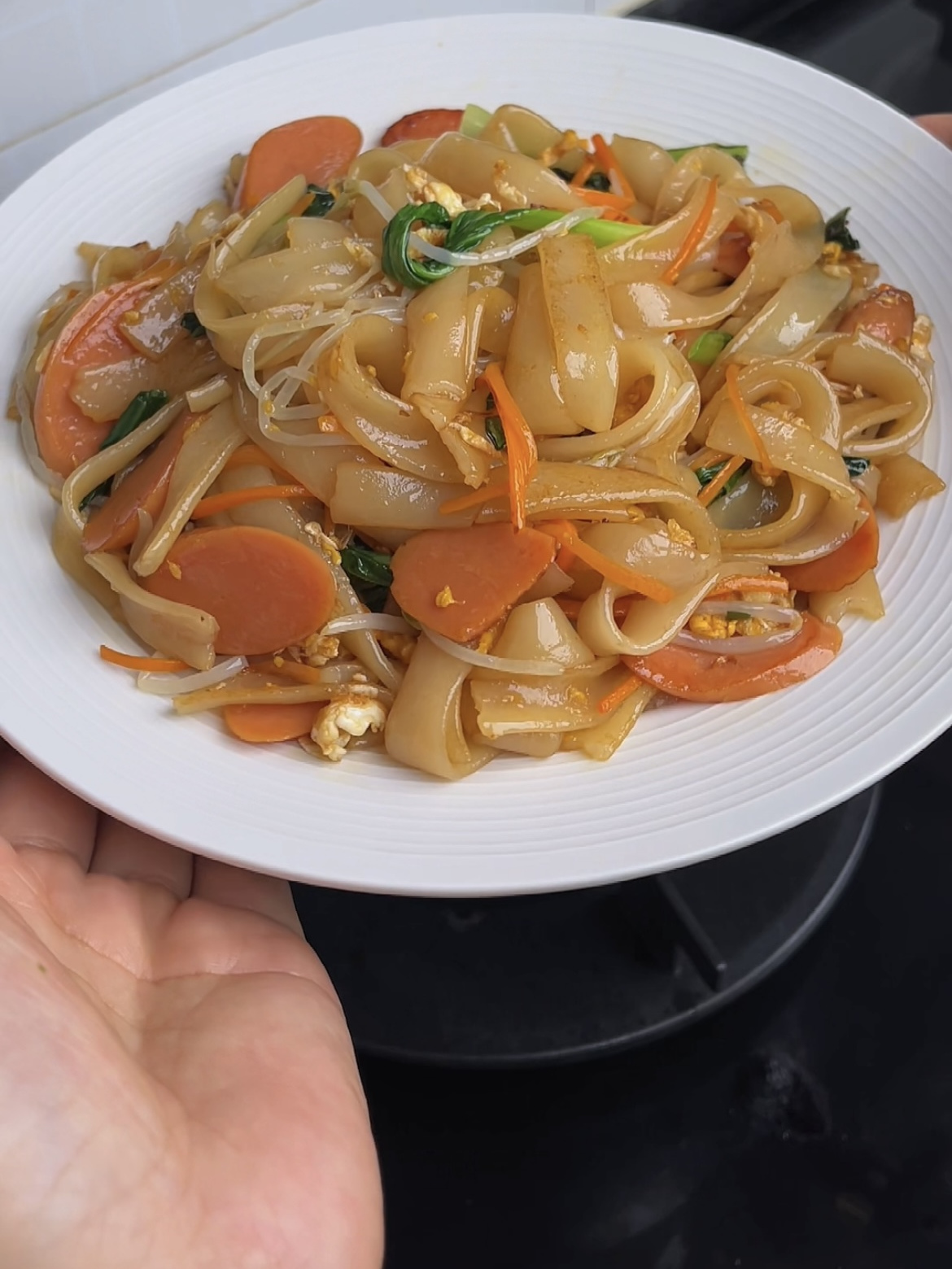 适合当作孩子的开学早餐,家庭版炒河粉,河粉不断不粘锅,真好吃