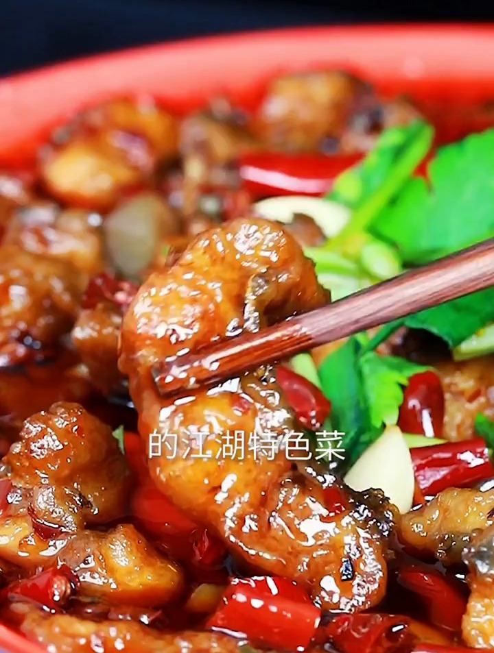 太安鱼这么做,麻辣鲜香,非常好吃!
