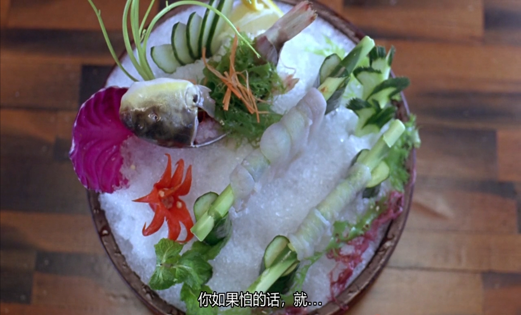 十片生鱼片,摆盘包装下绝对能卖个好价钱