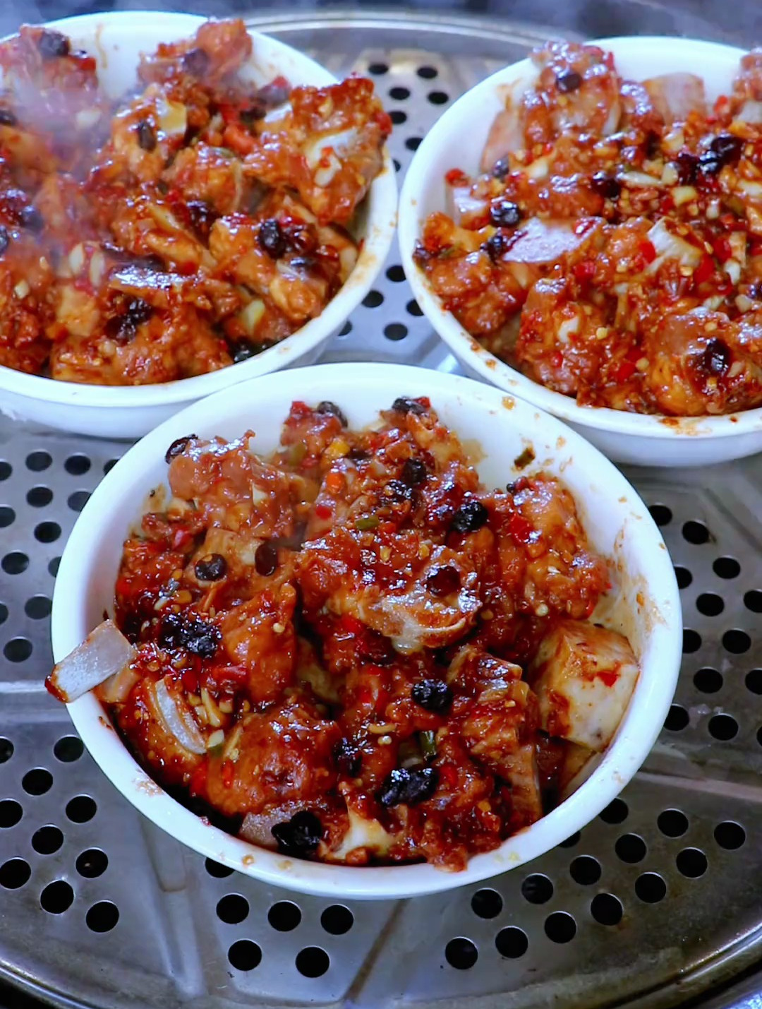 香芋蒸排骨湖南口味,排骨香辣入味