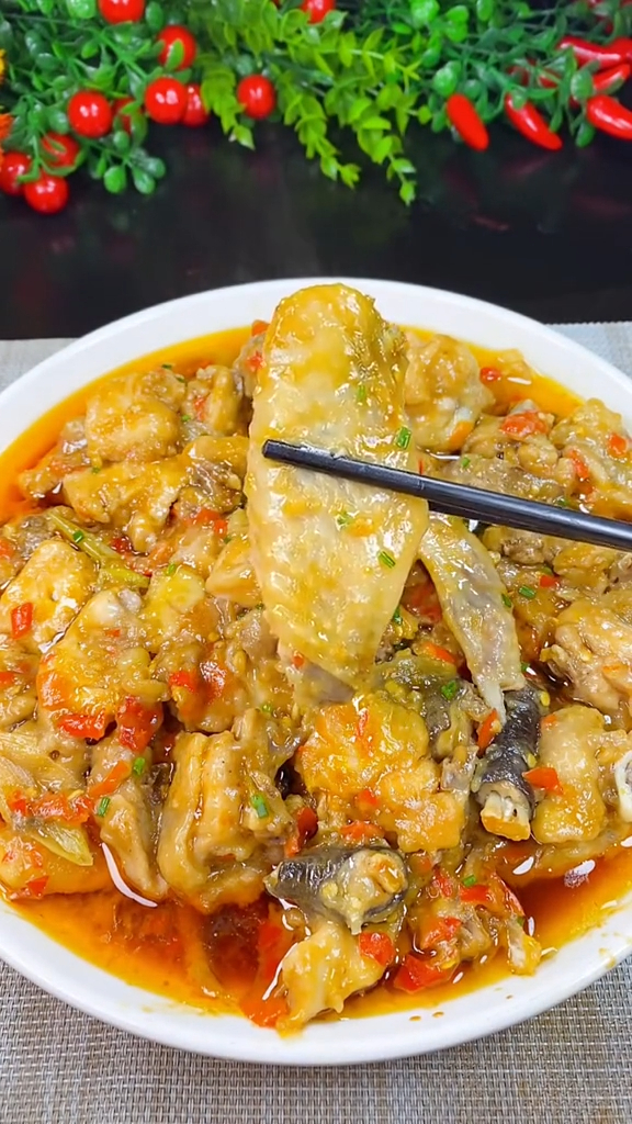剁椒蒸鸡美食家常菜