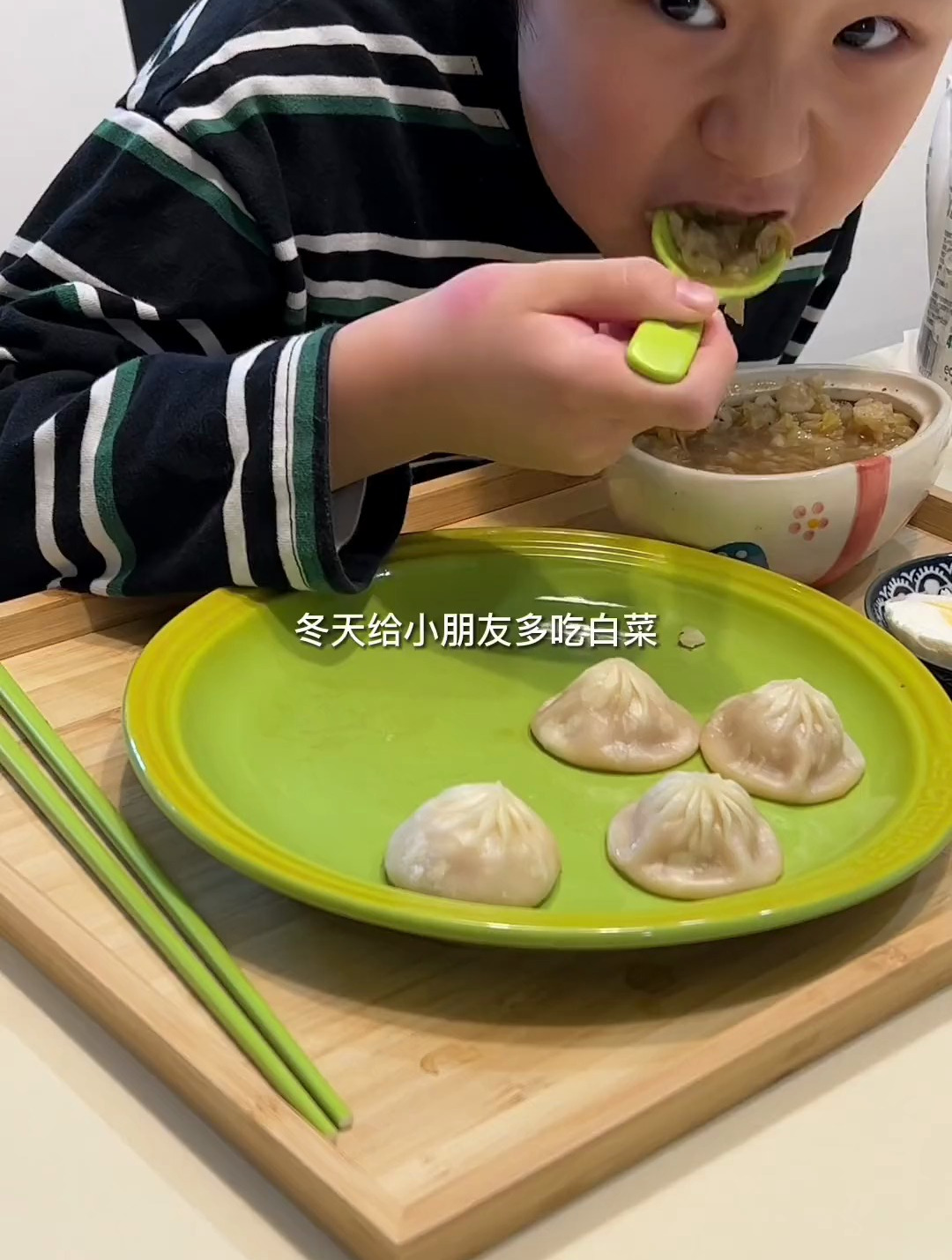 小学生早餐不重样,白菜炝锅疙瘩汤