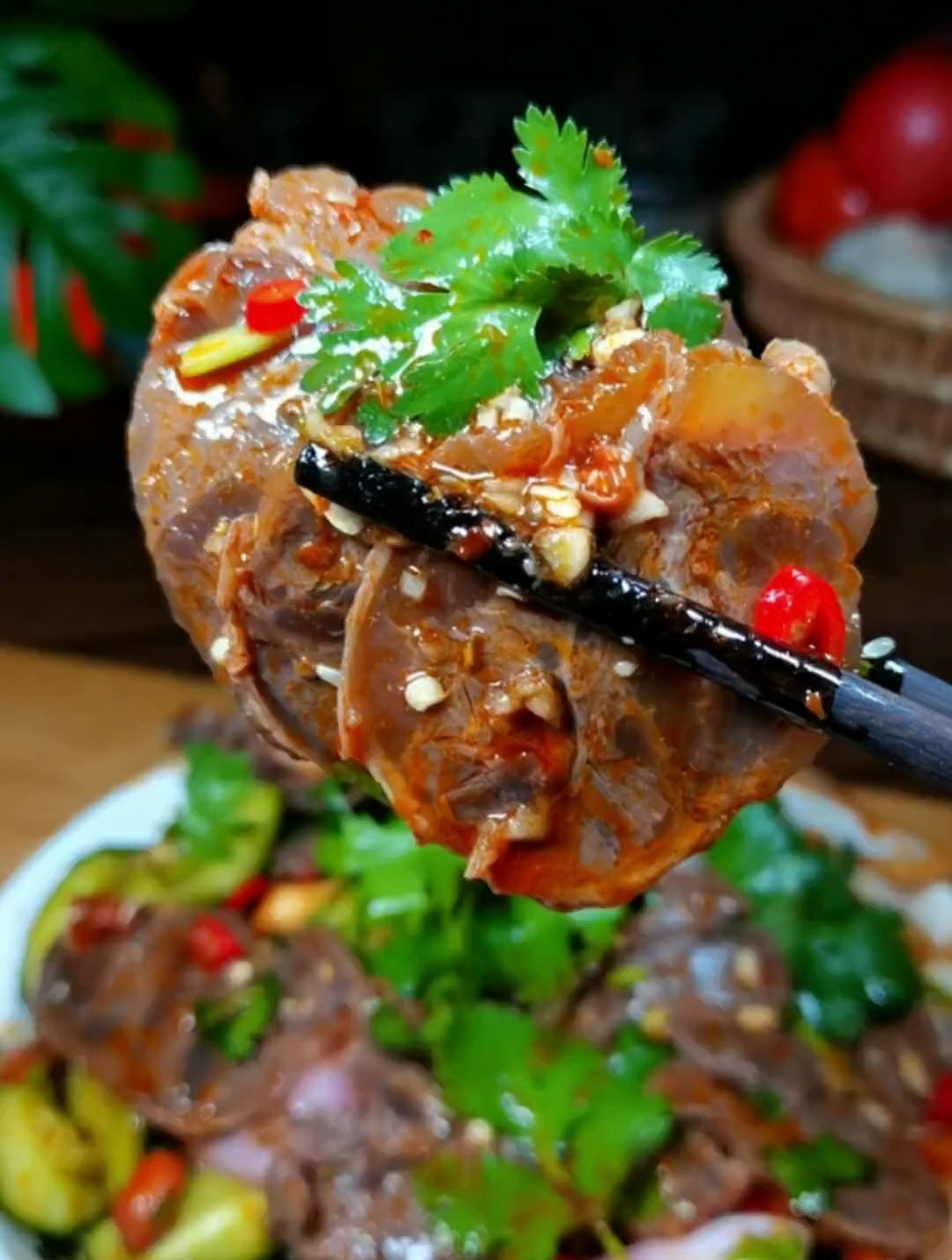 这是我经常给老公做的一道下酒菜,凉拌牛肉