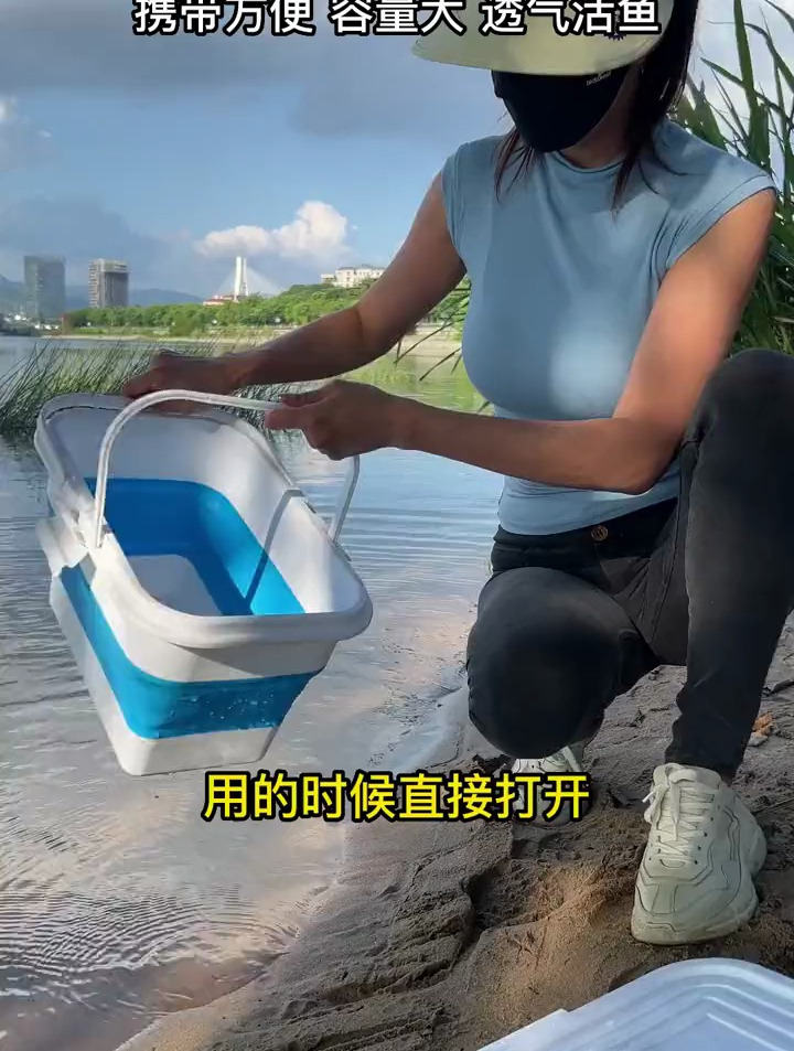 野钓新款折叠活鱼桶,车载收纳不占地,可反复折叠不变形