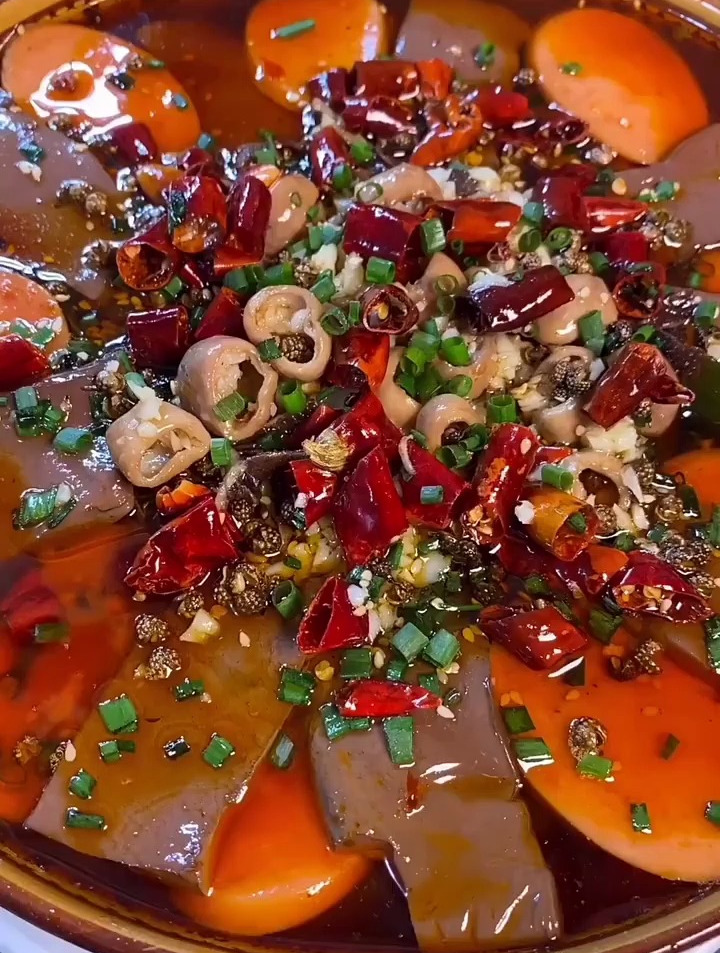 四川特色菜毛血旺做法,喜欢的朋友赶紧双击评论区等你哟!