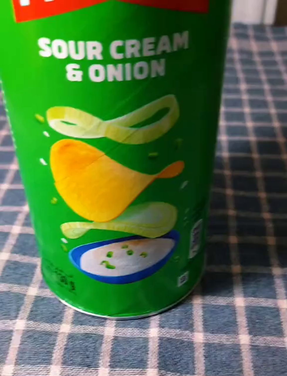 这薯片绝了,味道好到飞起!