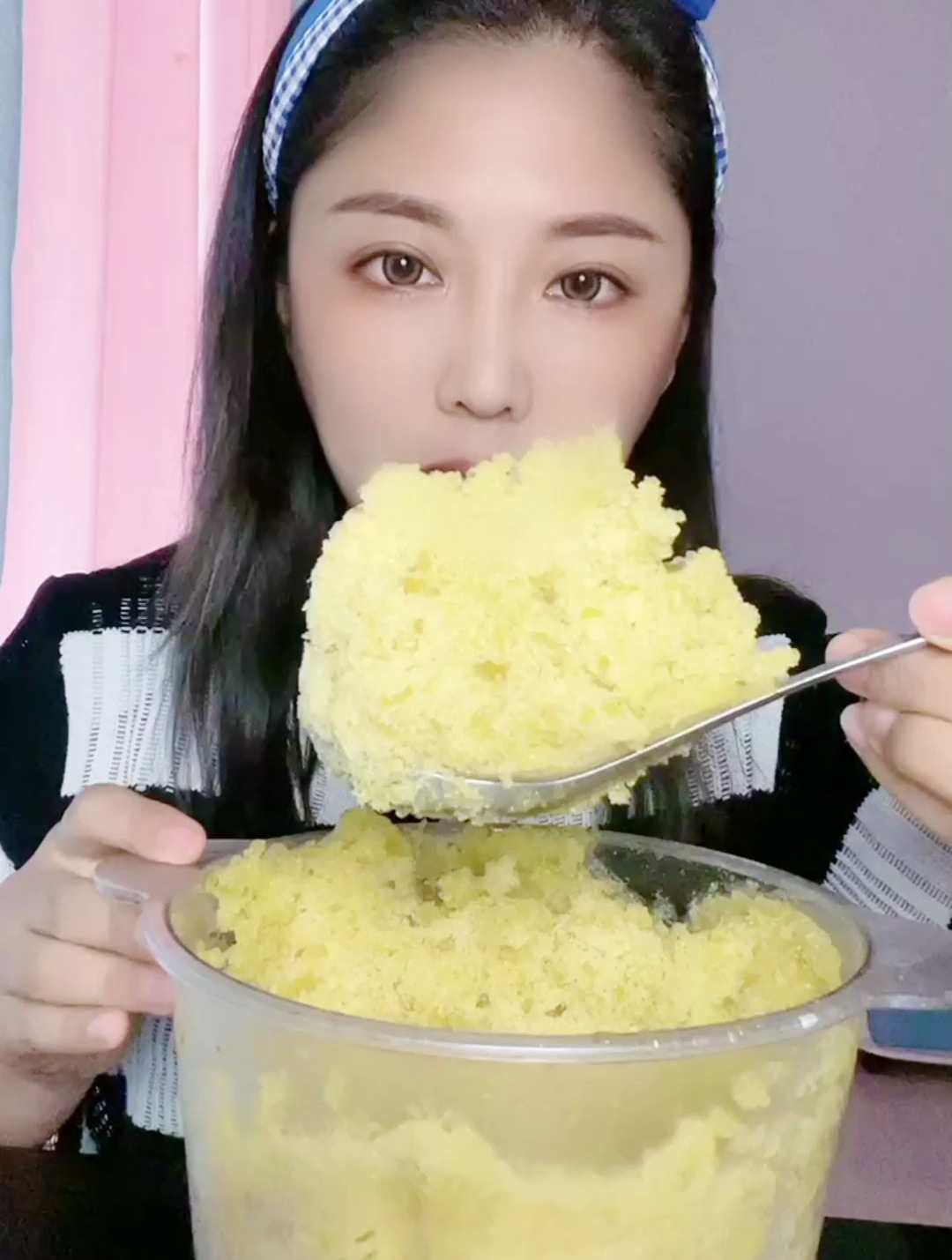 咀嚼音吃冰:雪花大米饭冰