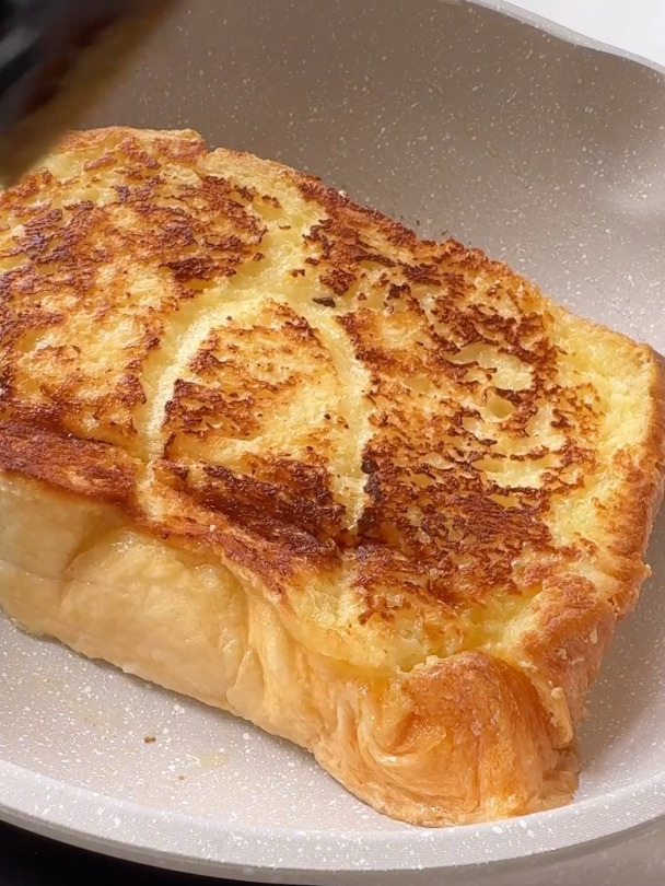 冰淇淋法式吐司,比蛋奶版的更香甜!