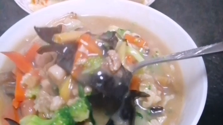 河南家庭版胡辣汤。好喝又好做。你也赶快试试吧