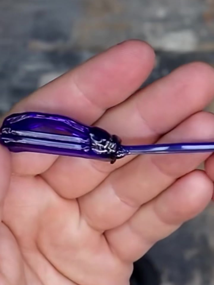 以后蛋糕吃完了,你还会把刀叉扔了吗?