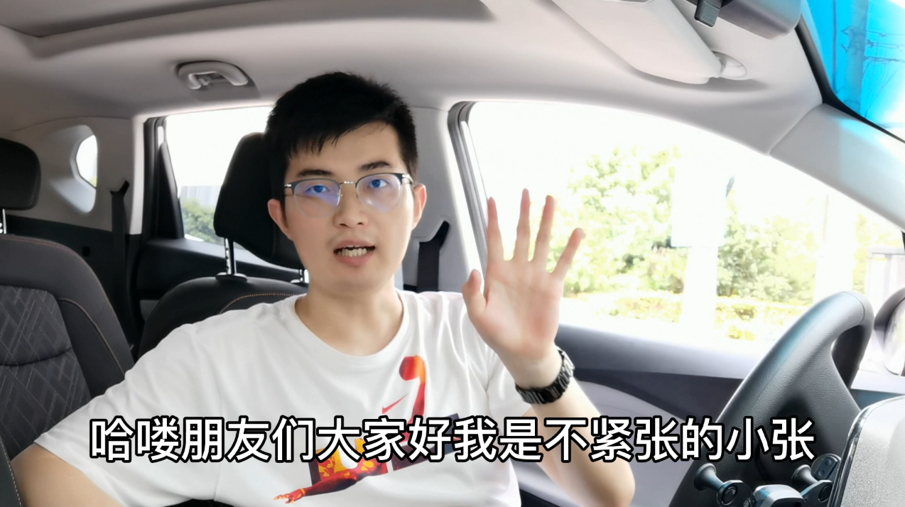 夏天运动量大,需要补充营养,这道简单的西兰花炒牛腩非常适合你