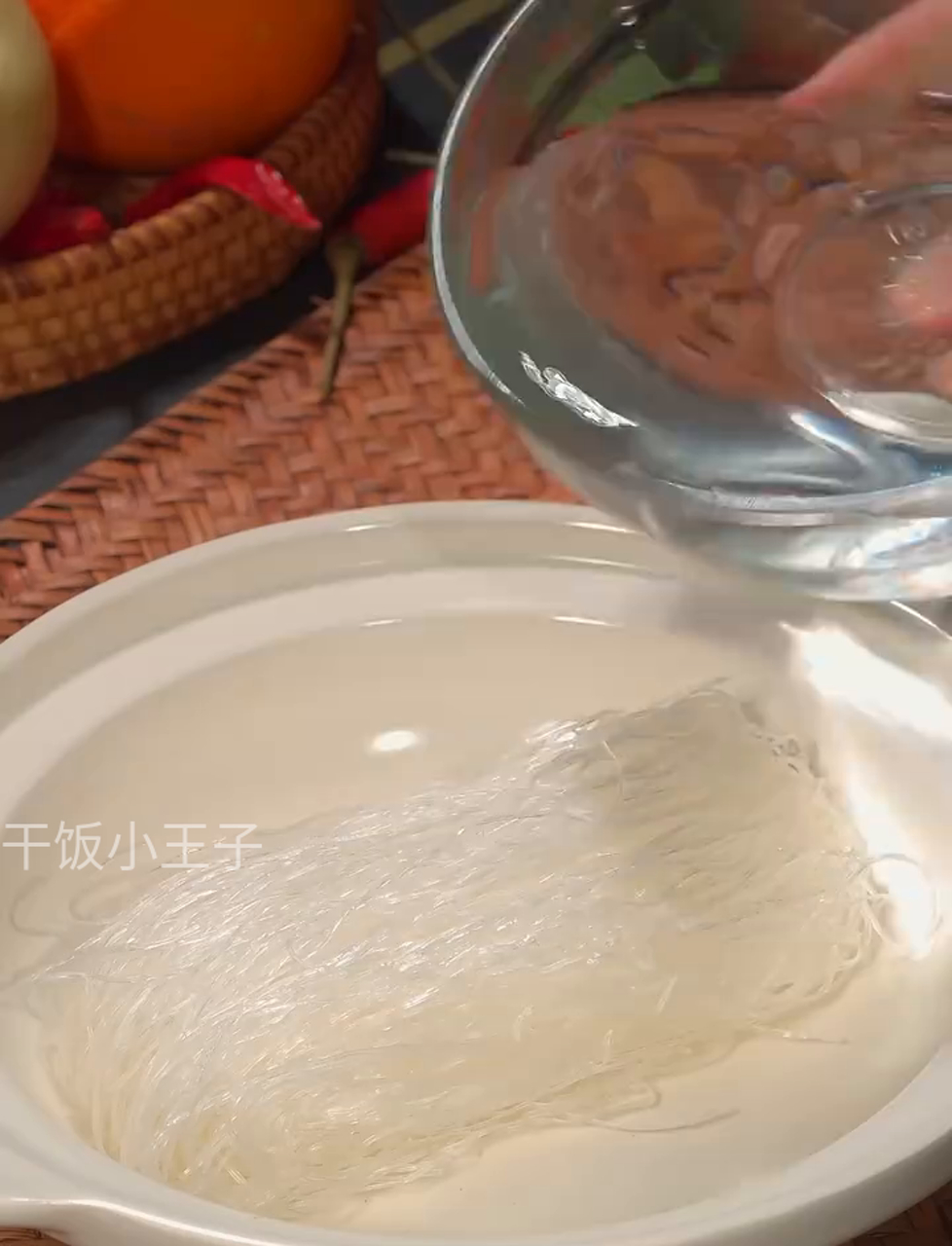 蒜香粉丝蒸娃娃菜,简单又美味!