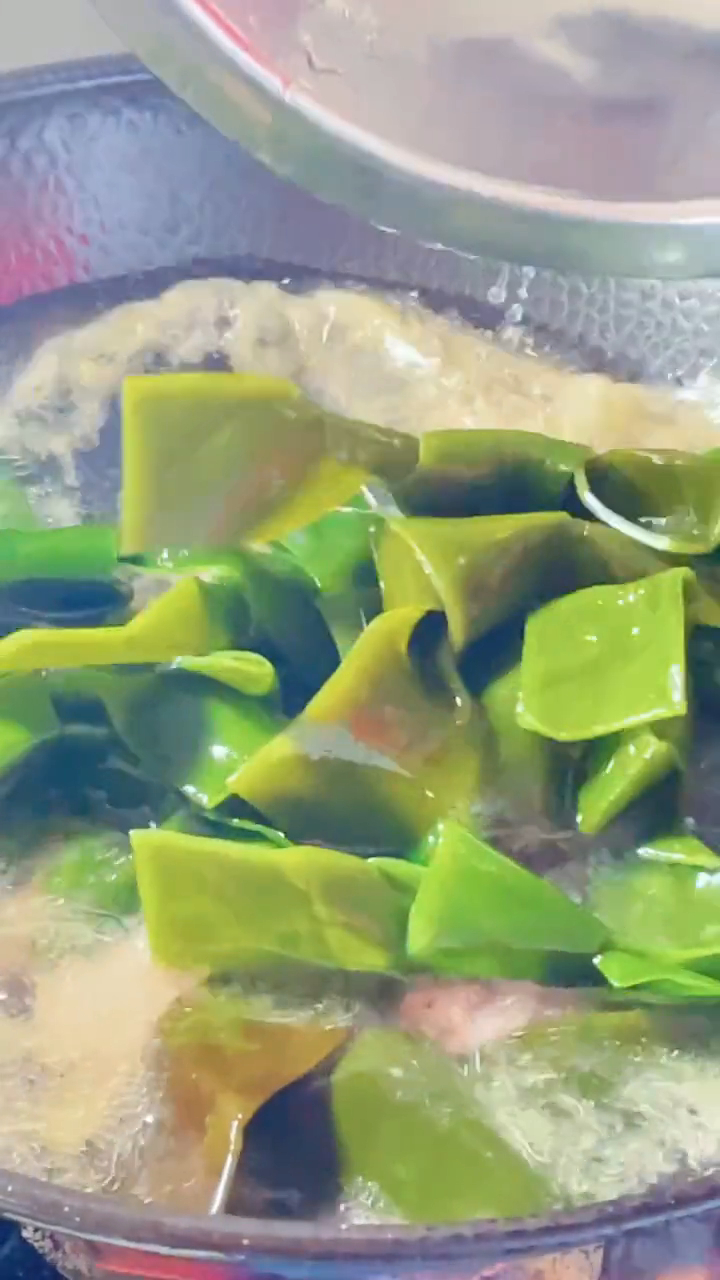 海带排骨汤