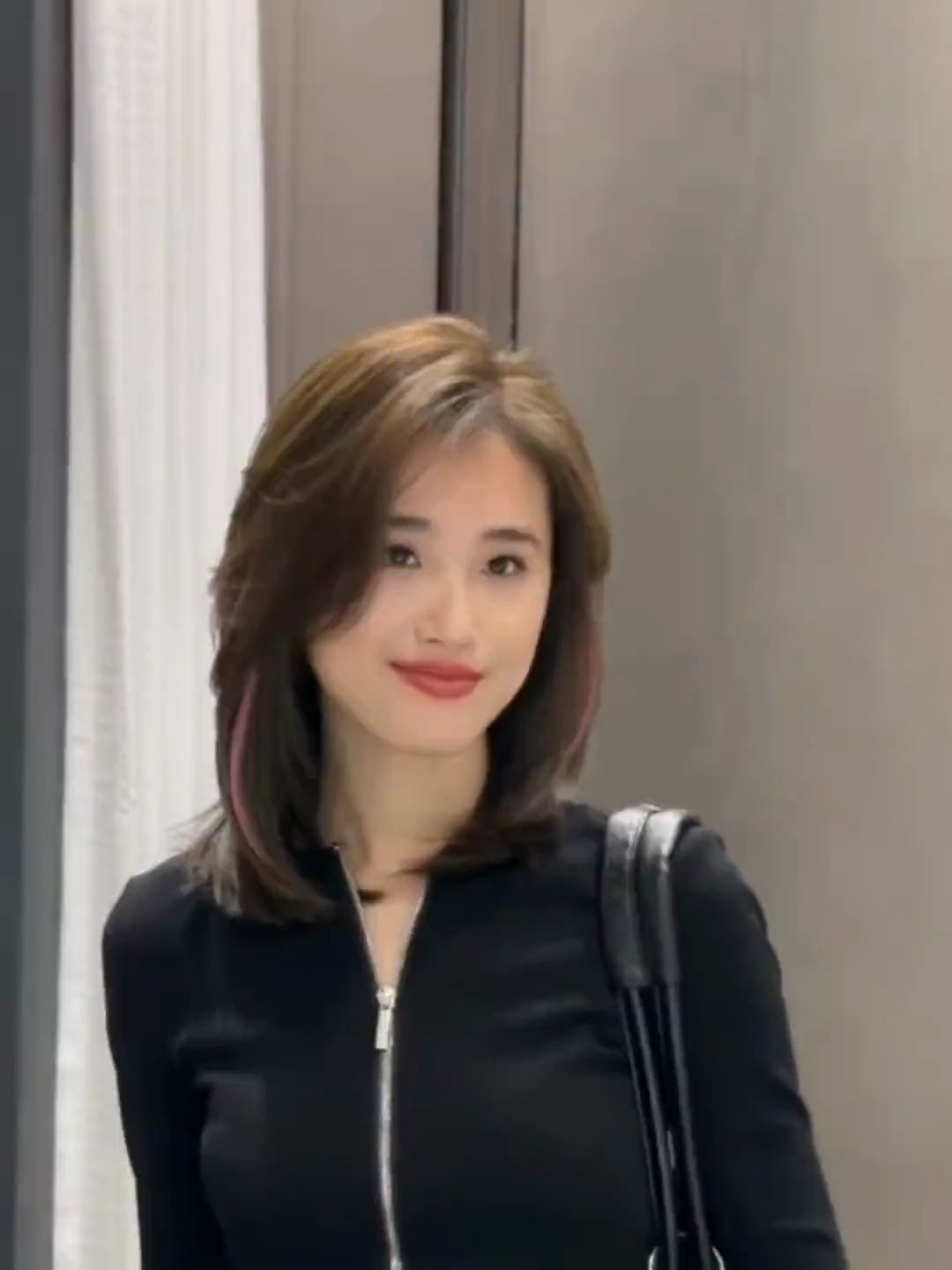 方圆脸女生适合的发型,谁剪谁好看适合大部分脸型,短发推荐
