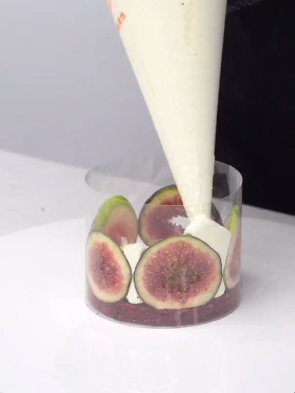 分享三款ins风水果装饰小蛋糕